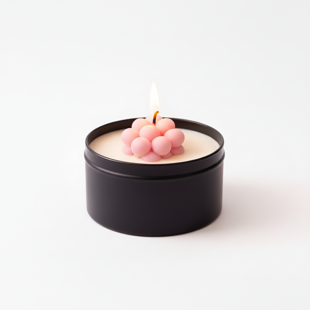 Vela Aromática de Rosas Encendida